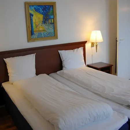 Phønix 3* Hjørring